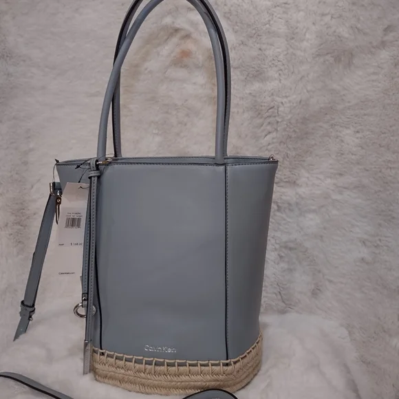 Calvin Klein Beautiful Bag - Picture 7 of 16